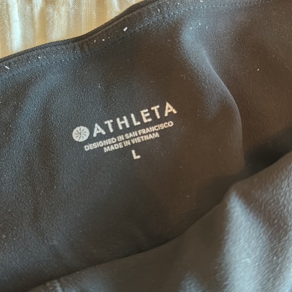 Athleta black leggings. Elation 7/8 tights. 25 inch inseam. - Picture 2 of 4